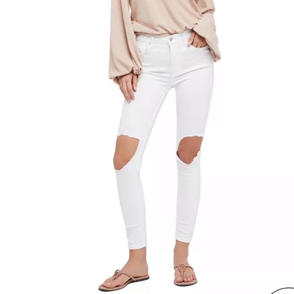 we the free busted knee white skinny jeans sz 25